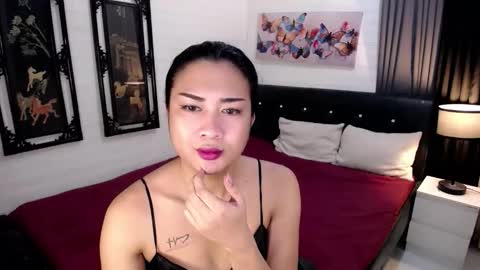 Snapshot of hugemusclecockts chatting on October 8, 7:17 am yesha fox online show from October 8, 7:17 am