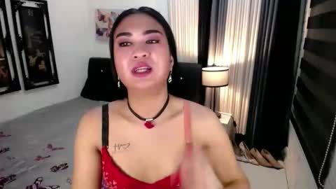 Snapshot of hugemusclecockts chatting on December 3, 12:40 am yesha fox online show from December 3, 12:40 am