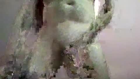 Snapshot of hugexxxcummer chatting on December 6, 9:10 am hugexxxcummer online show from December 6, 9:10 am