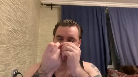 Hugo online show from March 5, 6:59 pm