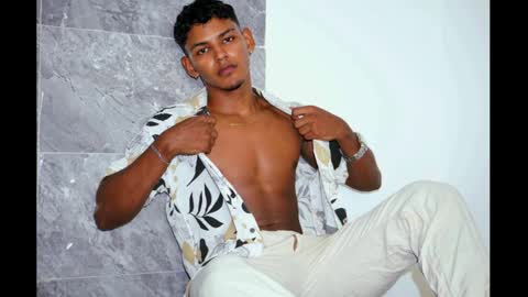 Hugo Cano online show from October 2, 8:05 pm