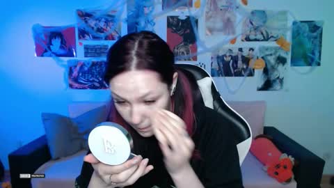 Snapshot of hugomin chatting on November 6, 2:45 am HugoMin online show from November 6, 2:45 am