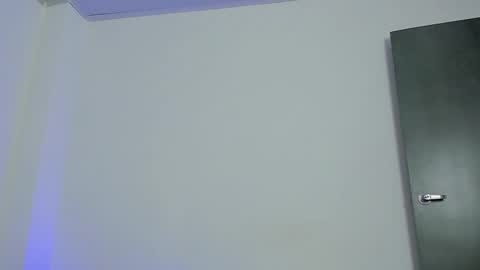 Snapshot of hugosan2 chatting on September 19, 6:08 pm Hugo online show from September 19, 6:08 pm