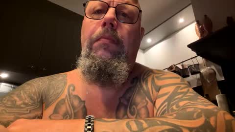 Snapshot of hukjisda chatting on November 19, 5:18 am hukjisda online show from November 19, 5:18 am