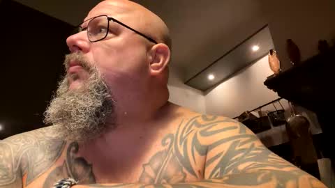 Snapshot of hukjisda chatting on December 1, 5:23 am hukjisda online show from December 1, 5:23 am