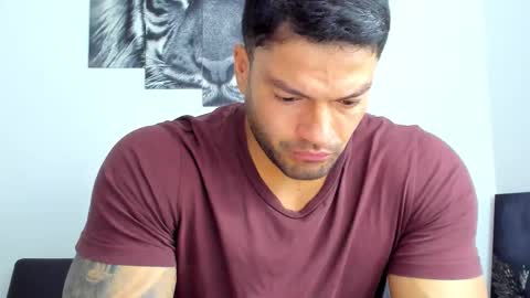 Eli online show from November 9, 11:47 pm