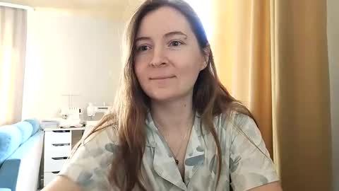 HumpyGrey online show from February 16, 6:42 am