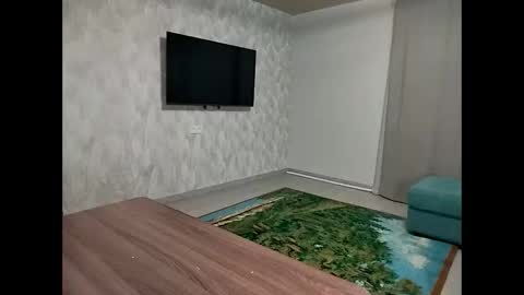 HumpyGrey online show from February 18, 6:59 pm