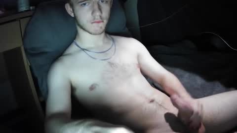 HungCollegeStud online show from April 17, 3:31 am