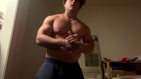 Snapshot of hungkingg22 chatting on March 3, 2:04 am hungkingg22 online show from March 3, 2:04 am