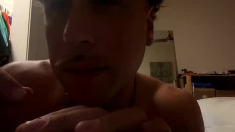 Snapshot of hungkingg22 chatting on March 3, 5:09 am hungkingg22 online show from March 3, 5:09 am