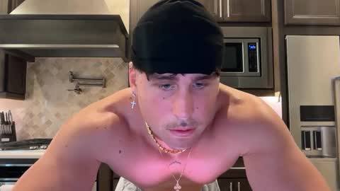 Snapshot of hungkingg22 chatting on September 23, 4:21 pm hungkingg22 online show from September 23, 4:21 pm