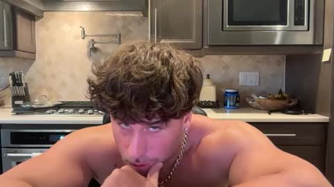 Snapshot of hungkingg22 chatting on October 14, 4:52 pm hungkingg22 online show from October 14, 4:52 pm