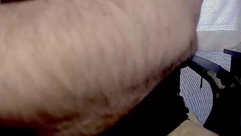 Snapshot of hungnuncutboy chatting on November 17, 2:45 pm hungnuncutboy online show from November 17, 2:45 pm