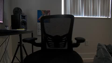 Mr. Dom online show from March 2, 9:01 pm