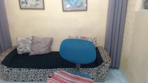 Snapshot of hunkdanny chatting on December 21, 1:36 am Danny online show from December 21, 1:36 am