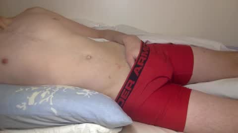 Snapshot of hunkhog chatting on March 5, 9:48 pm Hunkhog online show from March 5, 9:48 pm