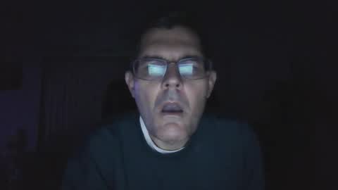 Snapshot of hunkmasclefad458 chatting on January 17, 4:49 am hunkmasclefad458 online show from January 17, 4:49 am