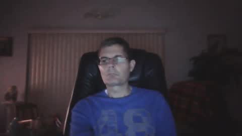 Snapshot of hunkmasclefad458 chatting on November 17, 5:13 am hunkmasclefad458 online show from November 17, 5:13 am