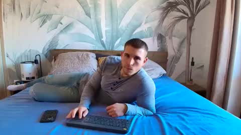 Snapshot of hunterbridges chatting on November 7, 11:10 am Hunter Bridges online show from November 7, 11:10 am