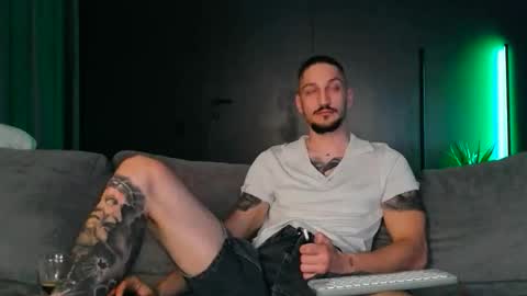 HuntinGOD online show from November 29, 3:53 am