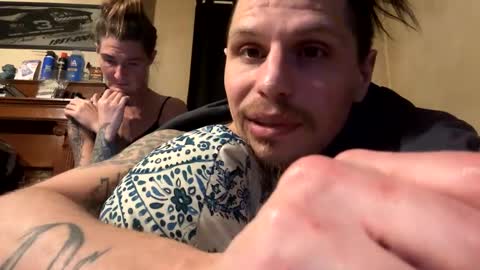 Snapshot of husbandandwife2011 chatting on February 5, 8:11 am husbandandwife2011 online show from February 5, 8:11 am