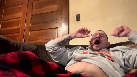 Snapshot of husbandandwife2011 chatting on February 14, 3:33 am husbandandwife2011 online show from February 14, 3:33 am