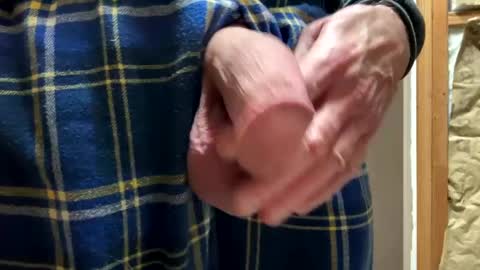 huskey300 online show from February 22, 4:40 am