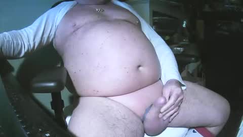 Snapshot of hwait121 chatting on February 20, 6:39 am hwait121 online show from February 20, 6:39 am