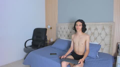 hxxyro online show from February 23, 7:22 pm