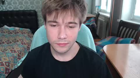 Tom online show from April 30, 12:22 pm