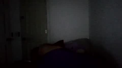 Snapshot of hybrid_lover419 chatting on February 17, 8:44 am Hybrid Lover419 online show from February 17, 8:44 am