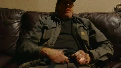 hypatia007_has_issues online show from April 17, 8:50 am