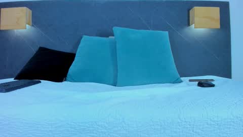 The Dolls online show from March 4, 8:15 pm