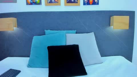 The Dolls online show from March 30, 8:21 pm