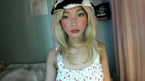 Snapshot of i_can_do_both chatting on January 8, 1:52 am jek online show from January 8, 1:52 am