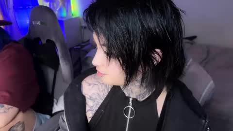 Snapshot of i_died_again chatting on January 18, 5:26 pm Asya online show from January 18, 5:26 pm