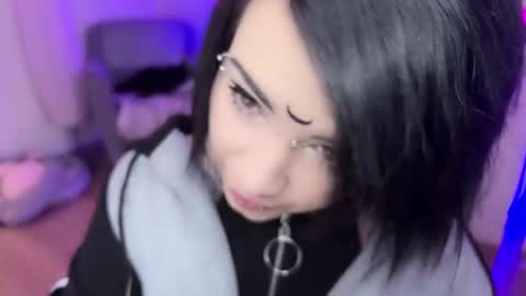 Snapshot of i_died_again chatting on January 25, 10:29 am Asya online show from January 25, 10:29 am