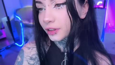 Snapshot of i_died_again chatting on October 24, 9:06 am Asya online show from October 24, 9:06 am