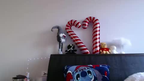 Snapshot of i_fucked_u_yesterday chatting on February 18, 2:59 pm Dominika online show from February 18, 2:59 pm