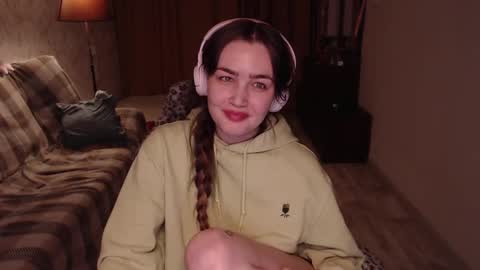 elisabeth online show from December 8, 8:58 pm