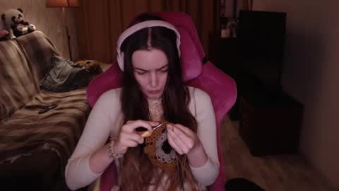 elisabeth online show from December 28, 11:41 am