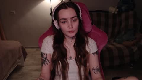 elisabeth online show from February 13, 3:03 pm