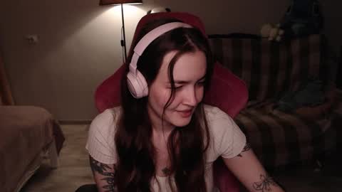 elisabeth online show from February 13, 6:05 pm