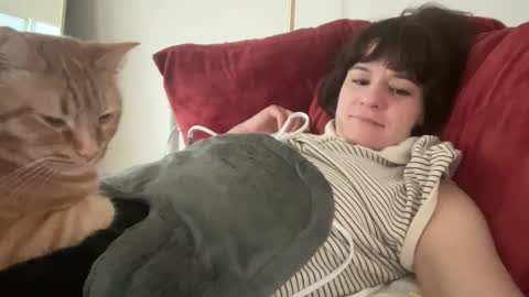 Olive online show from February 14, 9:11 pm