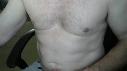 Snapshot of i_was_a_shy_dad chatting on September 29, 6:13 pm i_was_a_shy_dad online show from September 29, 6:13 pm