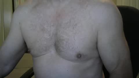 Snapshot of i_was_a_shy_dad chatting on October 19, 1:56 pm i_was_a_shy_dad online show from October 19, 1:56 pm