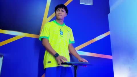 iaan_dalton_ online show from November 10, 11:53 am