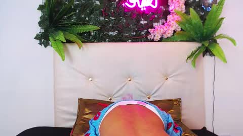 Snapshot of iam_lukas__ chatting on October 15, 4:56 am iam_lukas__ online show from October 15, 4:56 am