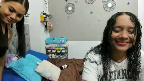 iam_mai online show from October 3, 3:47 am